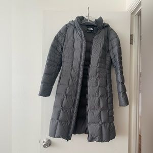 North face grey long puffer coat size xsm